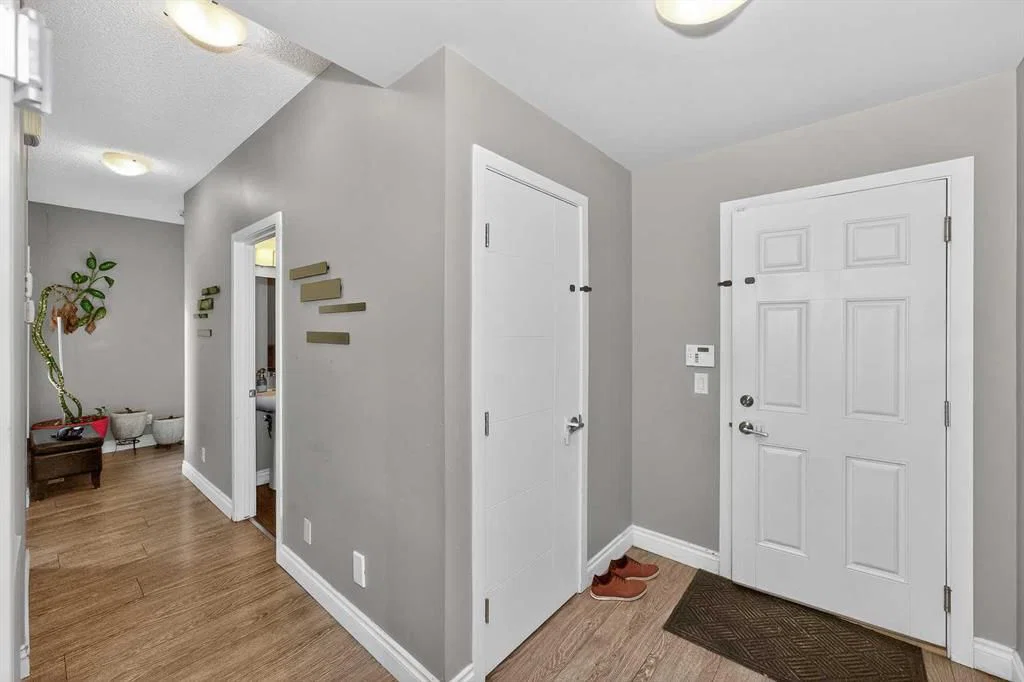45 Redstone Drive NE, Calgary — photo 4 of 49
