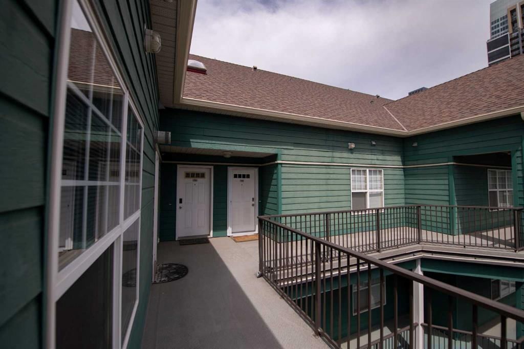 235, 112 14 Avenue SE, Calgary — photo 3 of 23
