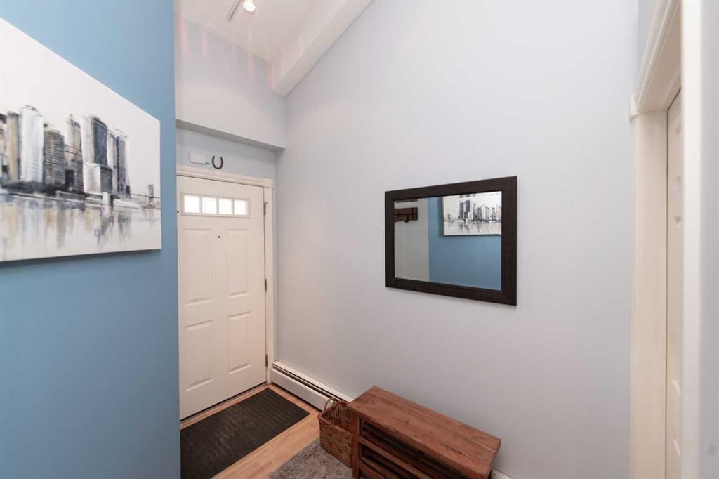 235, 112 14 Avenue SE, Calgary — photo 5 of 23