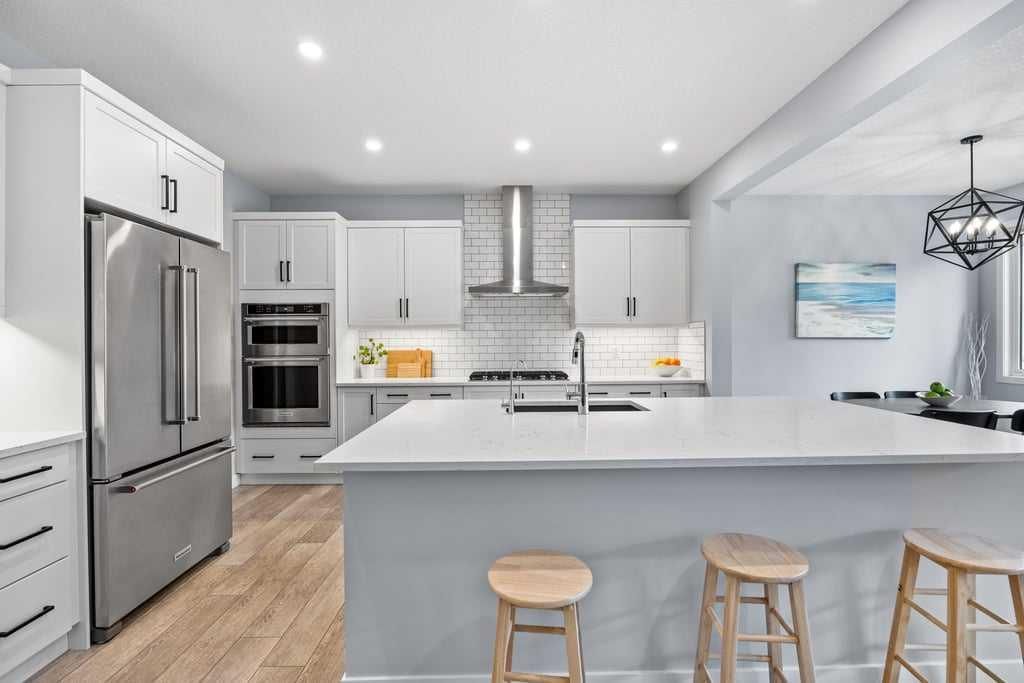 338 Magnolia Way SE, Calgary — photo 4 of 50