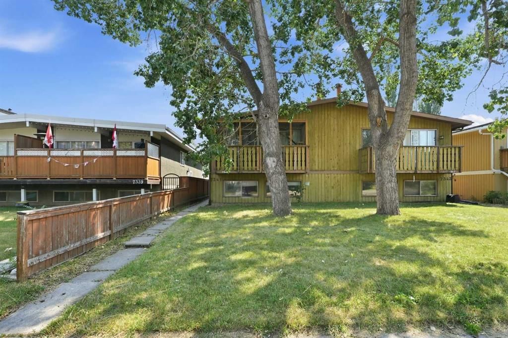 7341 36 Avenue NW, Calgary — photo 2 of 35