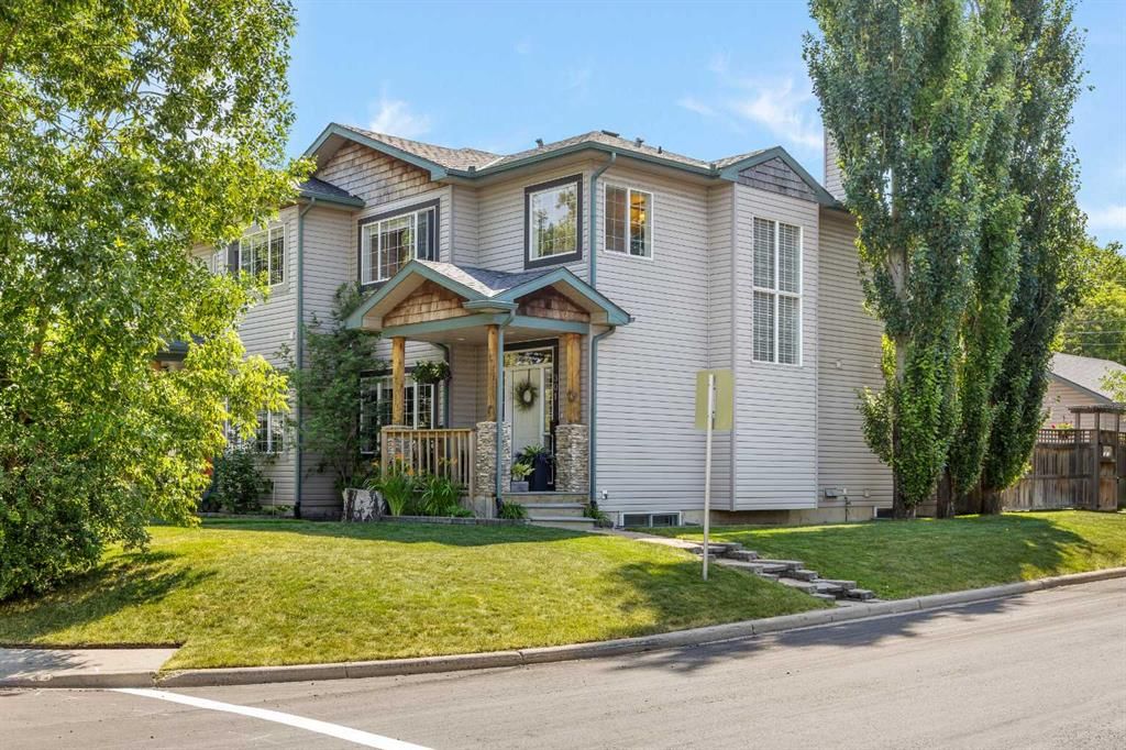 301 29 Avenue NE, Calgary — photo 2 of 50
