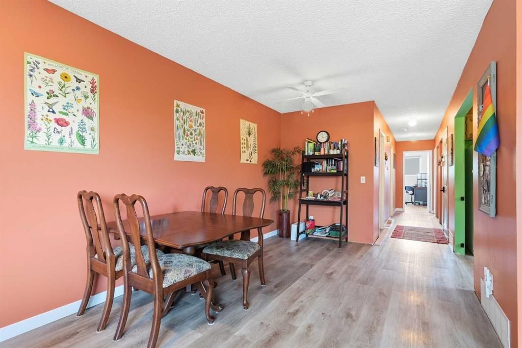7343 36 Avenue NW, Calgary — photo 5 of 36