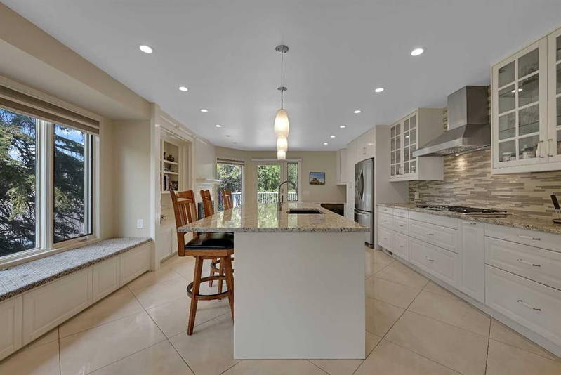 80 Edforth Way NW, Calgary — main listing photo