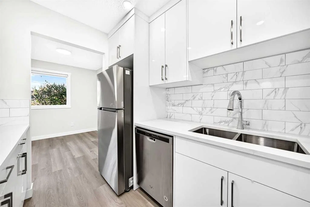 74 Fonda Drive SE, Calgary — photo 3 of 30