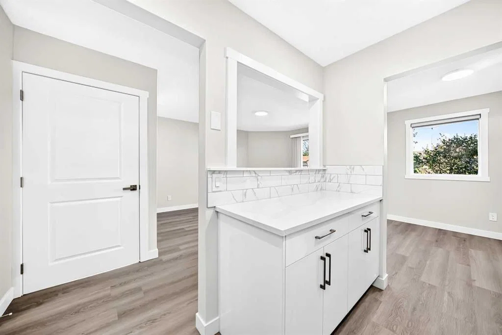 74 Fonda Drive SE, Calgary — photo 4 of 30