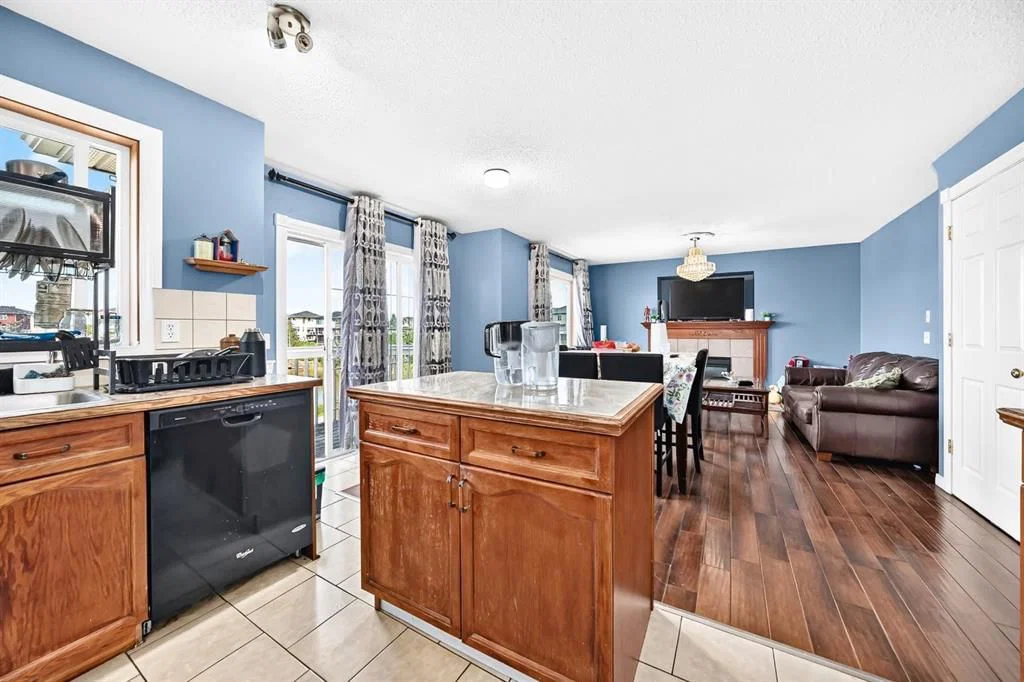308 Taracove Estate Drive NE, Calgary — photo 5 of 39