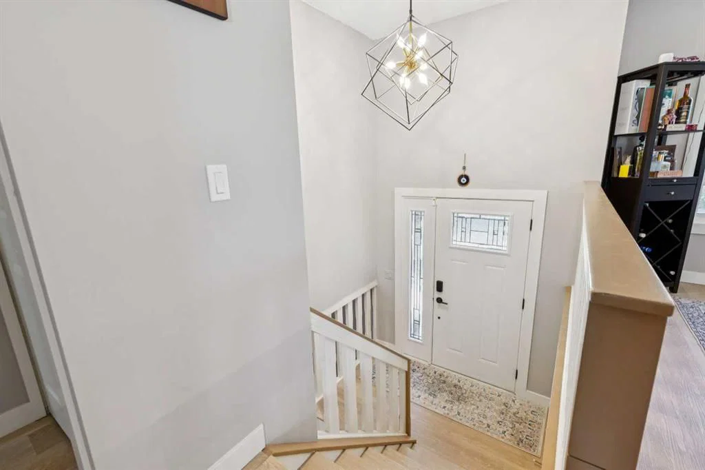 1208 Ranchlands Boulevard NW, Calgary — photo 3 of 38