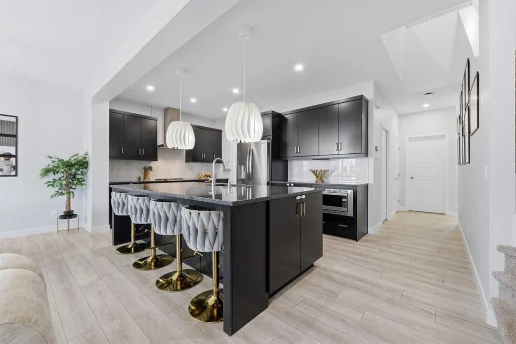 51 Setonstone Row SE, Calgary — photo 2 of 50