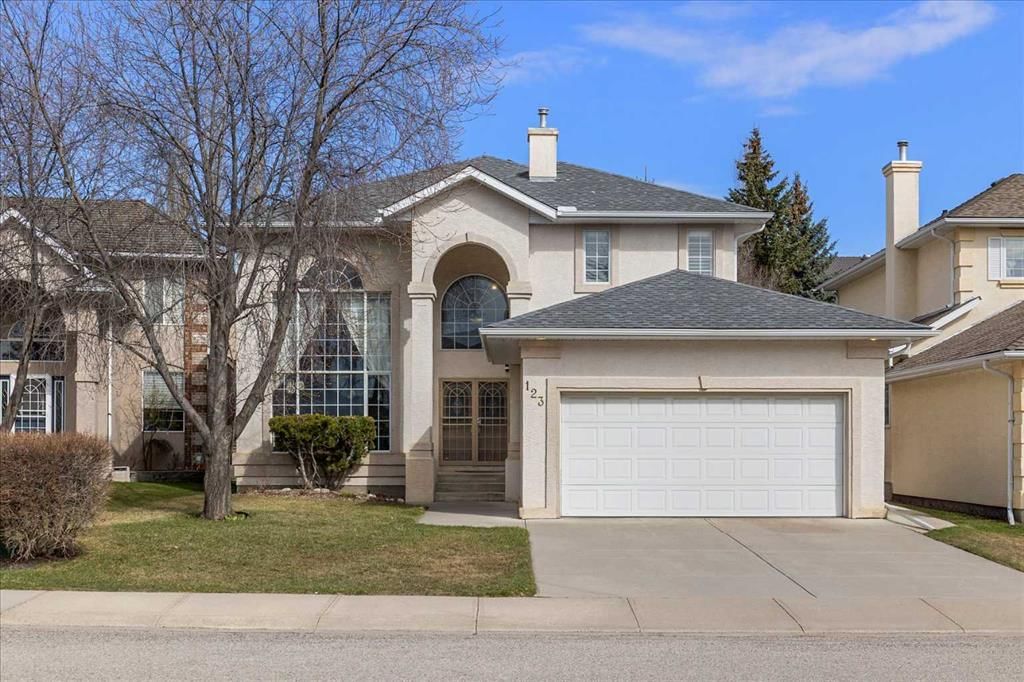 123 Schiller Crescent NW, Calgary — main listing photo
