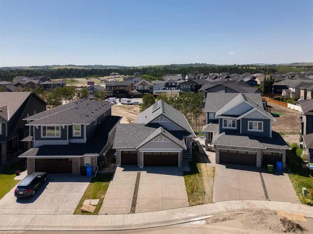 528 Legacy Woods Circle SE, Calgary — photo 2 of 45