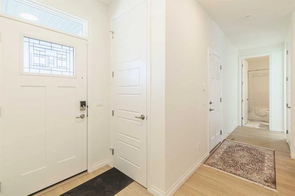 528 Legacy Woods Circle SE, Calgary — photo 4 of 45