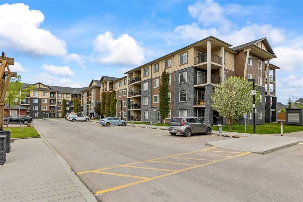2201, 81 Legacy Boulevard SE, Calgary — main listing photo