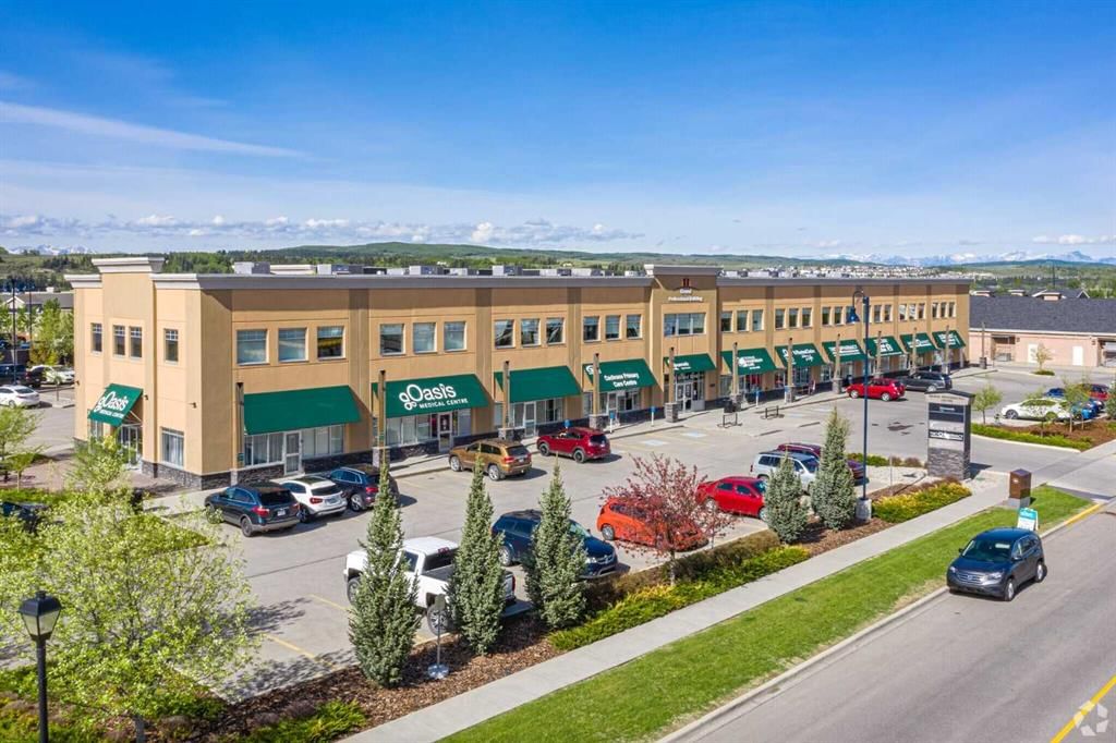210B, 100 Grande Boulevard, Cochrane — main listing photo