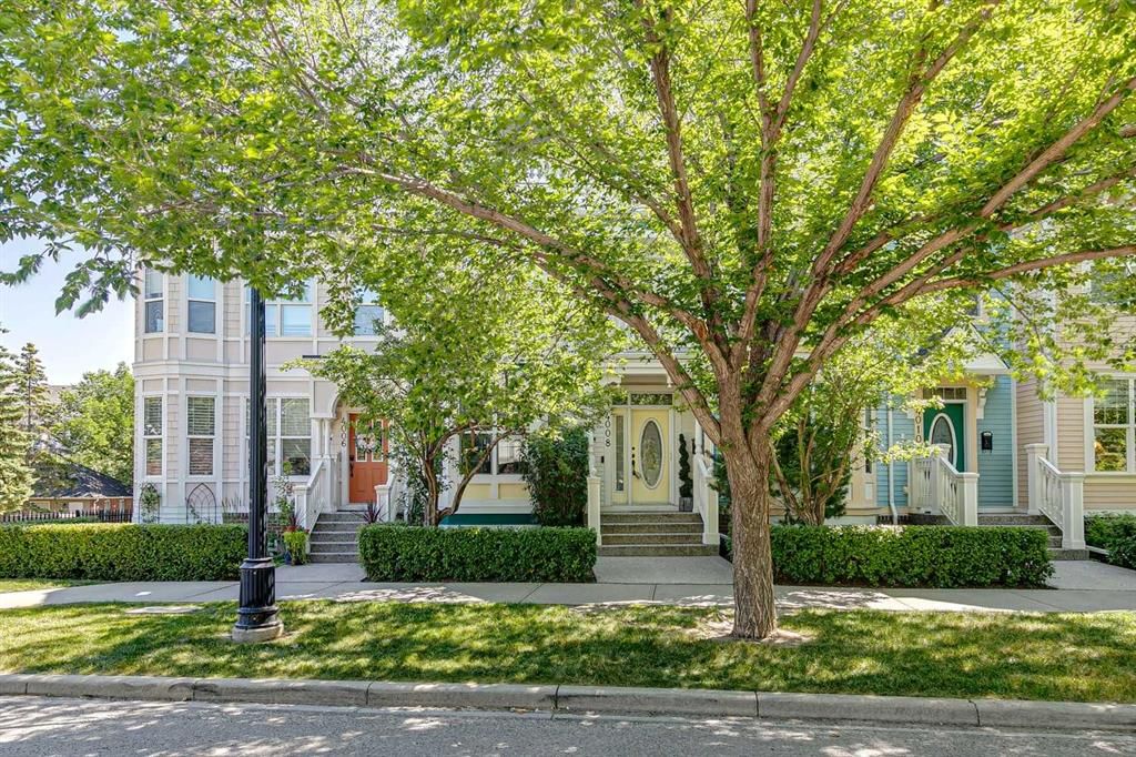 4008 Garrison Boulevard SW, Calgary — main listing photo