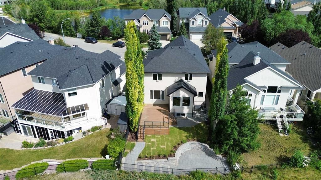 63 Royal Birch Point NW, Calgary — main listing photo
