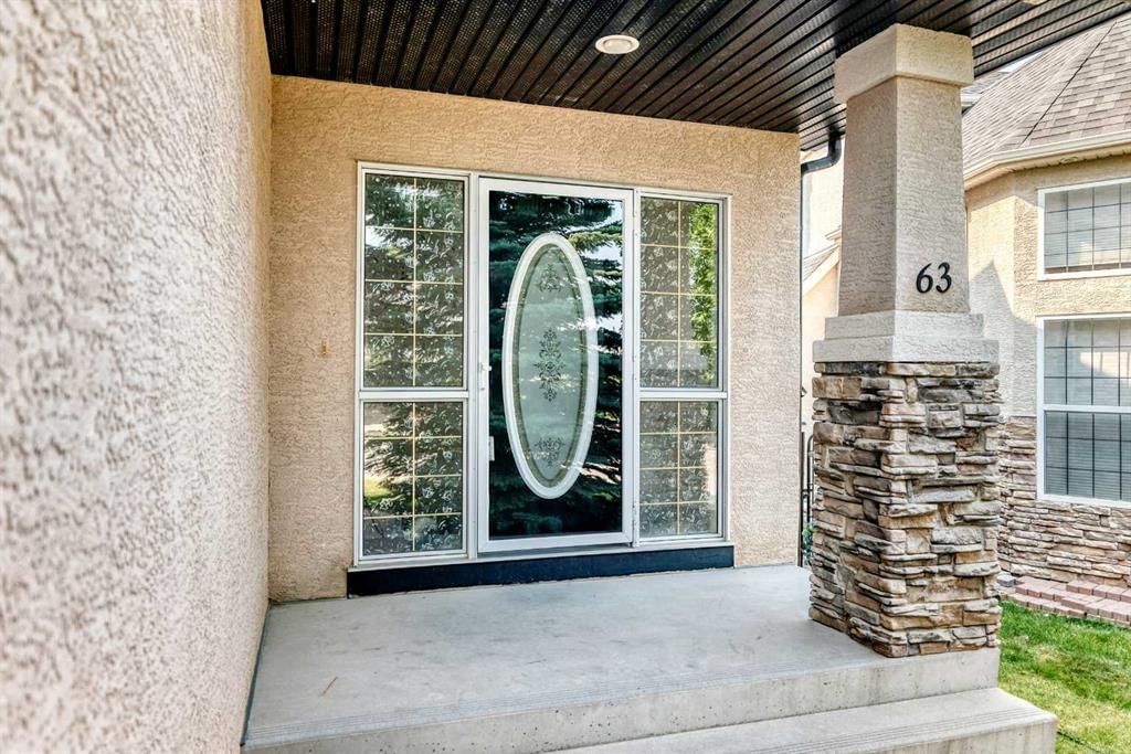 63 Royal Birch Point NW, Calgary — photo 4 of 50