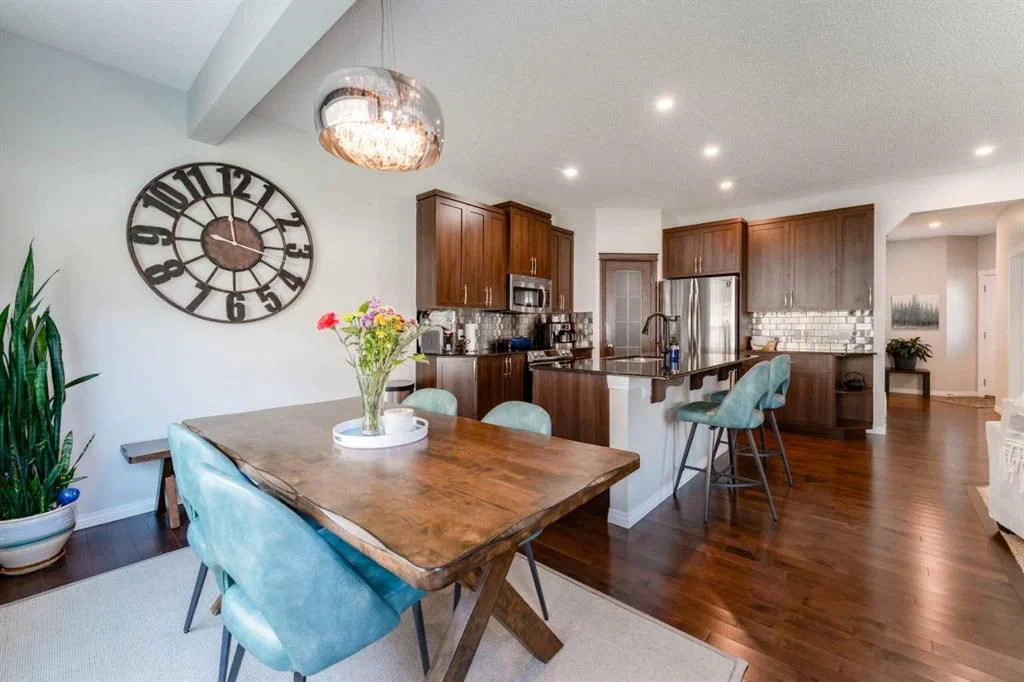 47 Panatella Bay NW, Calgary — photo 3 of 42