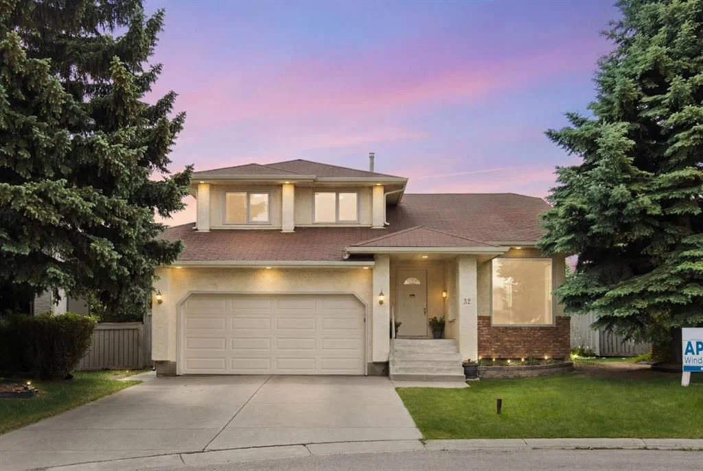 32 Del Rio Place NE, Calgary — main listing photo
