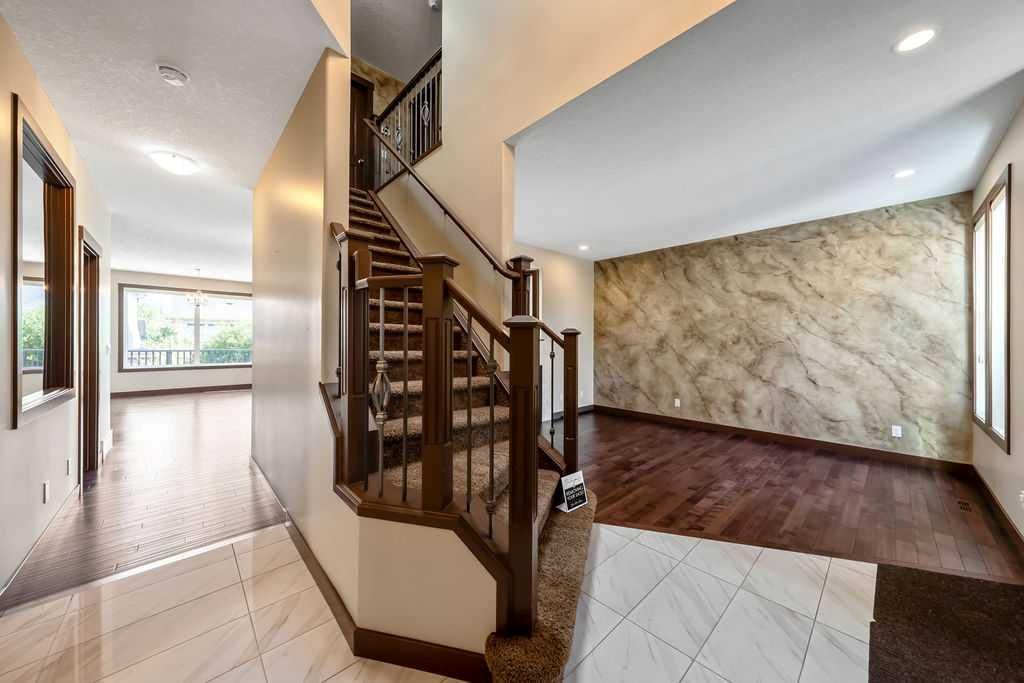 183 Cranford Green SE, Calgary — photo 5 of 25