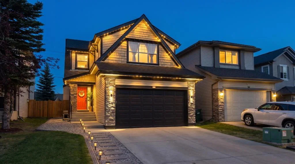 47 Chapman Circle SE, Calgary — main listing photo