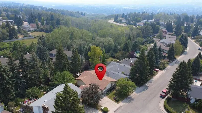 424 Silver Valley Drive NW, Calgary — photo 2 of 48