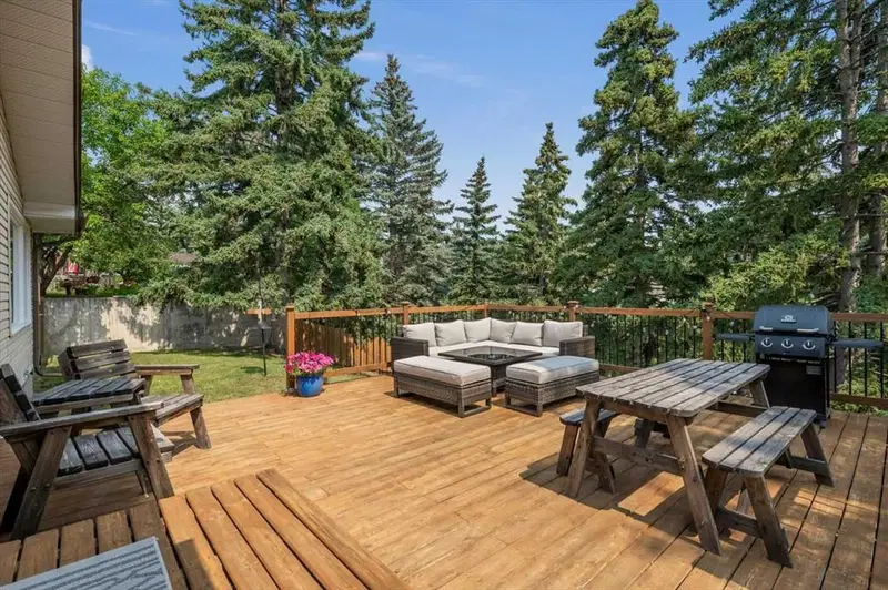 424 Silver Valley Drive NW, Calgary — photo 3 of 48