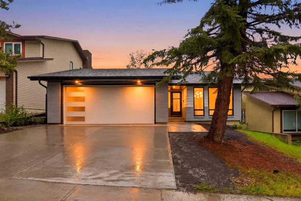 300 Edgehill Drive NW, Calgary — main listing photo
