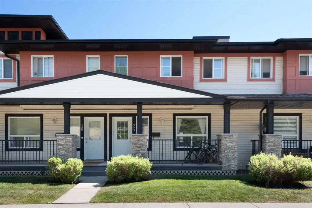 34 Eversyde Common SW, Calgary — main listing photo