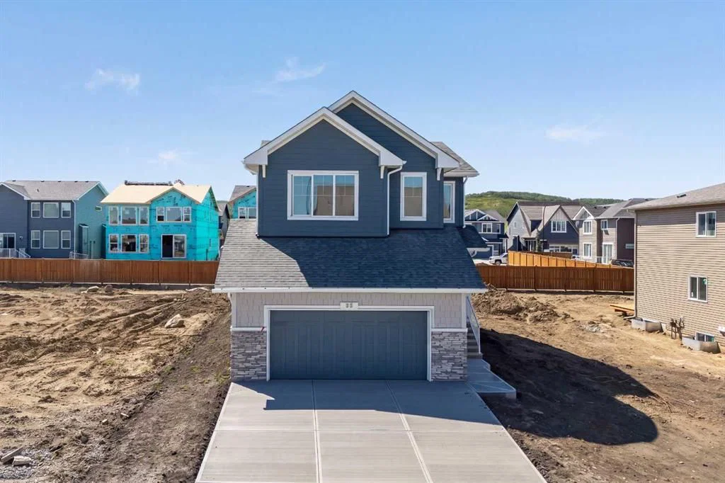 35 Creekside Rise SW, Calgary — main listing photo