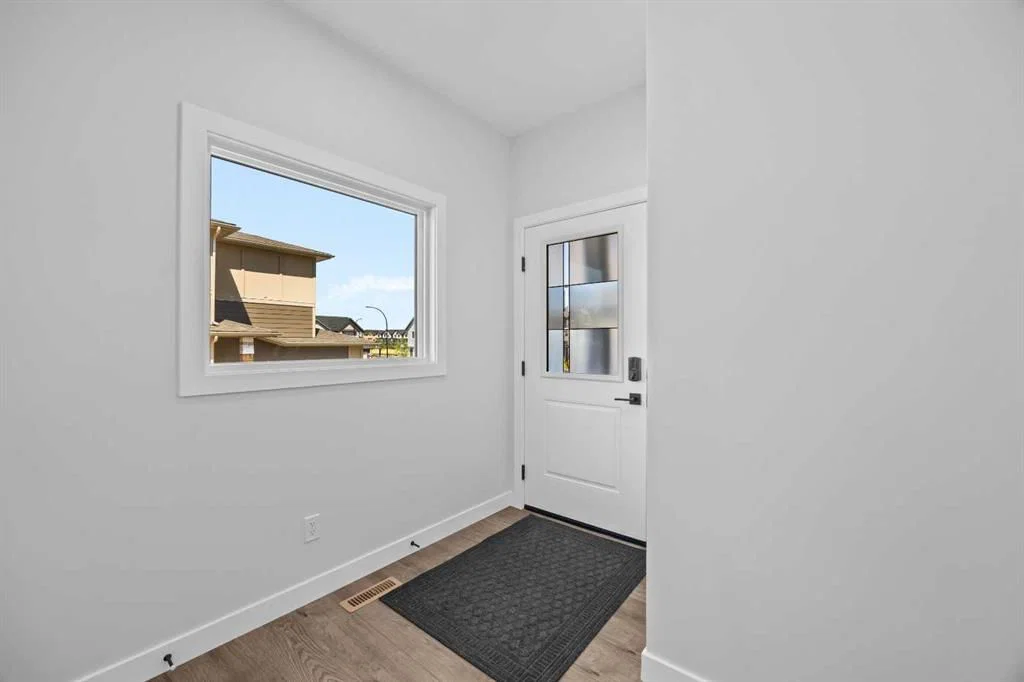 35 Creekside Rise SW, Calgary — photo 5 of 48