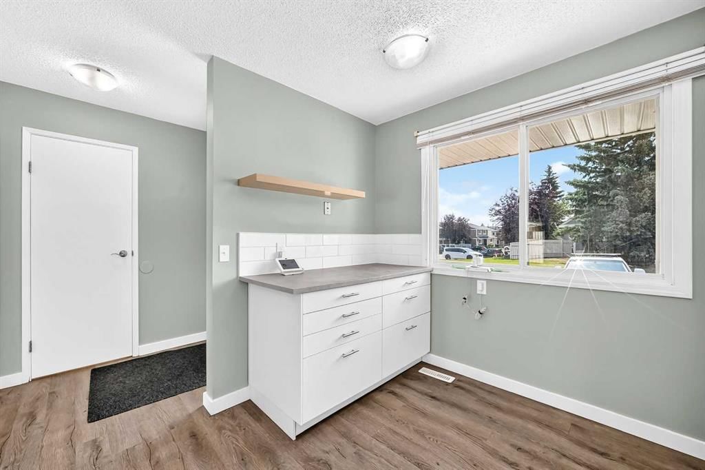 383 Georgian Villas NE, Calgary — photo 5 of 33