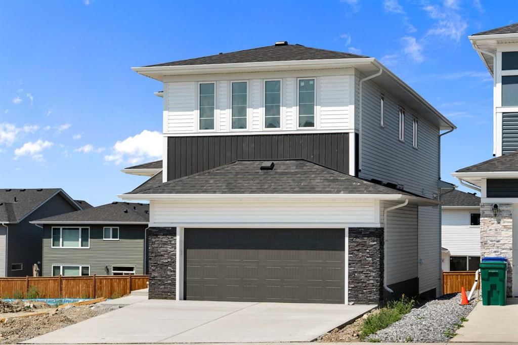 331 Rivercrest Road, Cochrane — photo 2 of 50