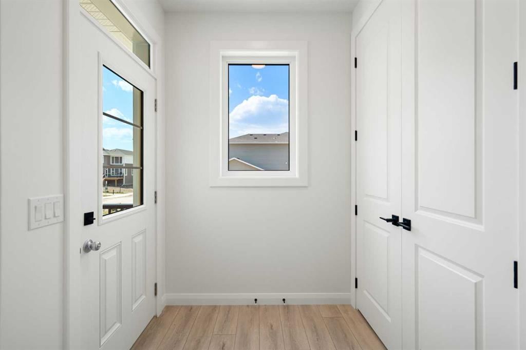 331 Rivercrest Road, Cochrane — photo 3 of 50