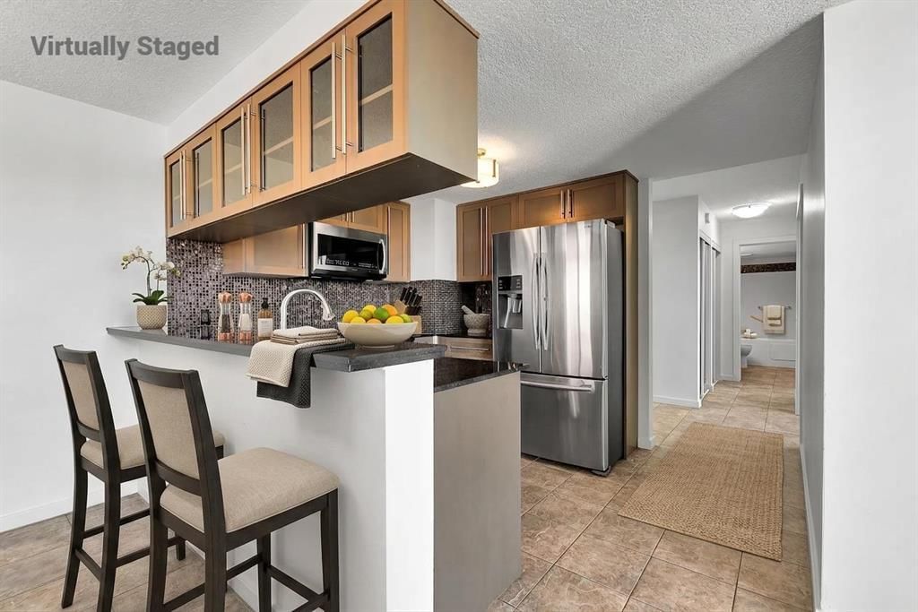 411, 429 14 Street NW, Calgary — main listing photo