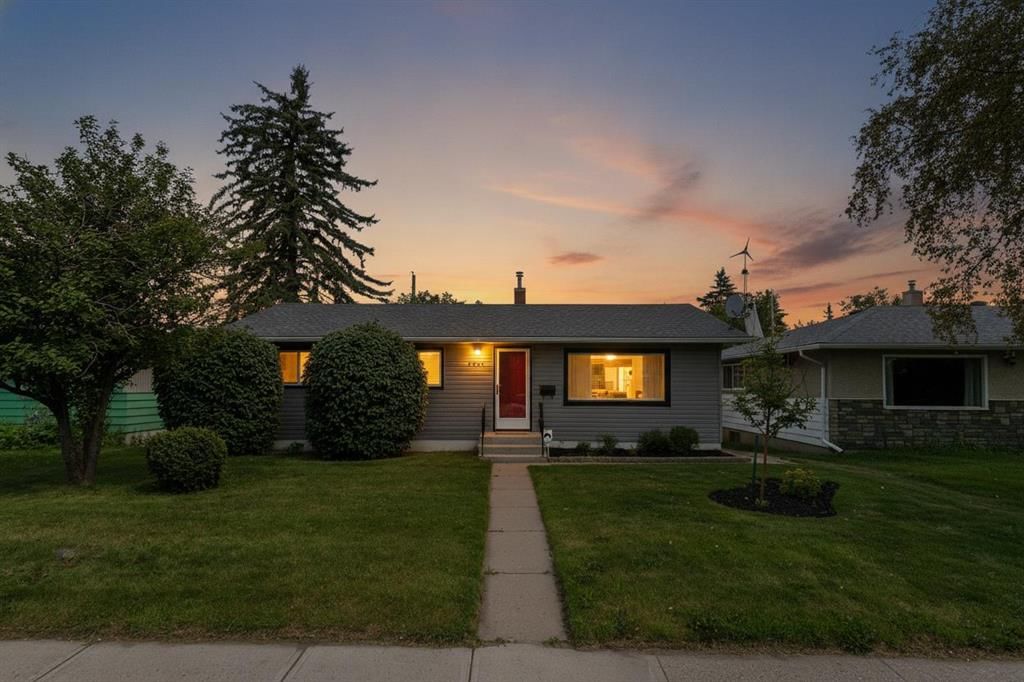 2614 44 Street SE, Calgary — main listing photo