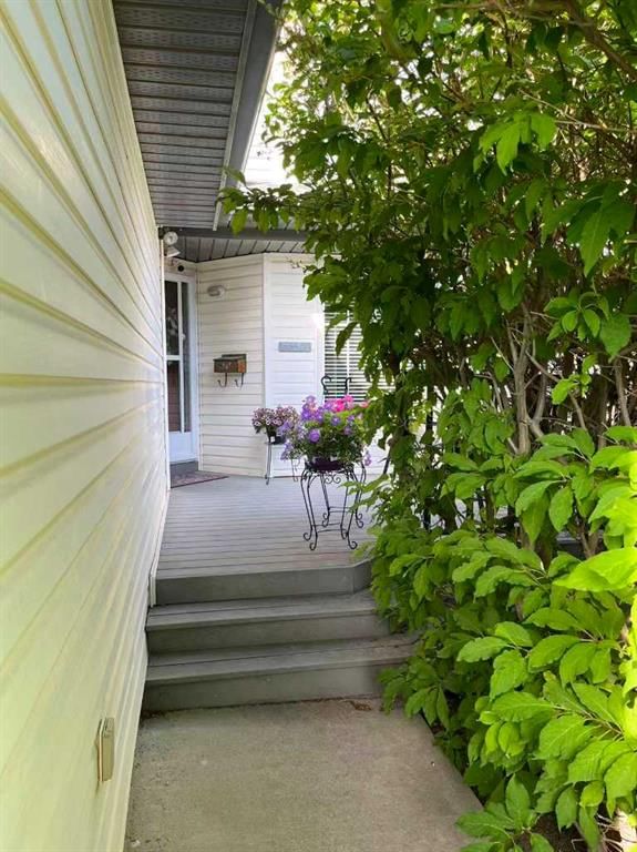 129 Arbour Ridge Circle NW, Calgary — photo 2 of 31