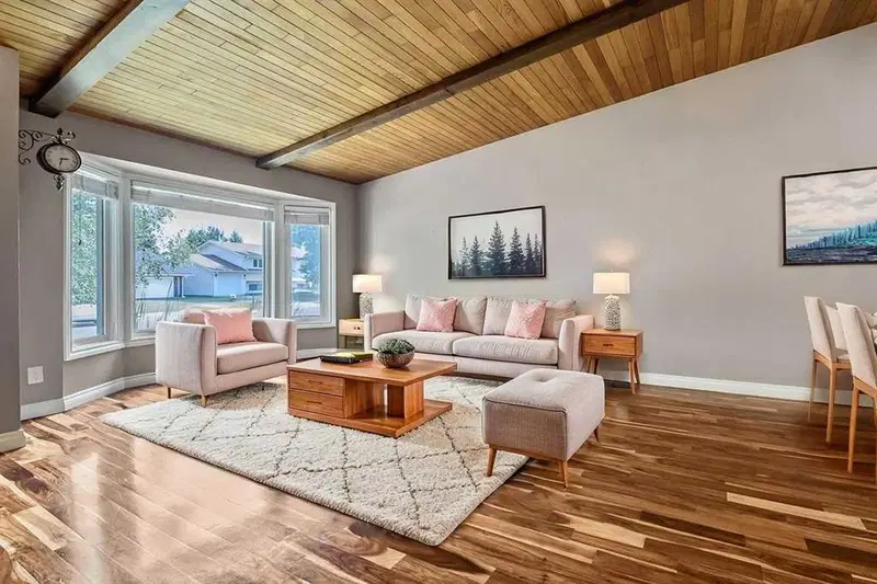 163 Woodburn Crescent, Calgary — detached for sale