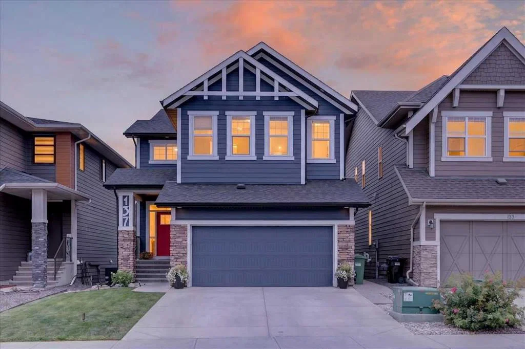 137 Cranbrook Cove SE, Calgary — main listing photo