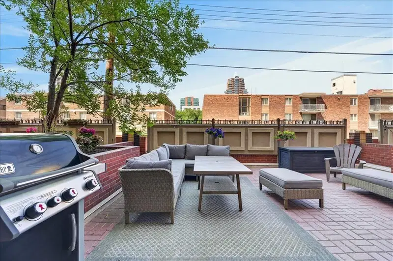 109, 838 19 Avenue SW, Calgary — recently sold condo