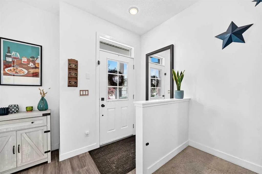162 Silverado Boulevard SW, Calgary — photo 2 of 32