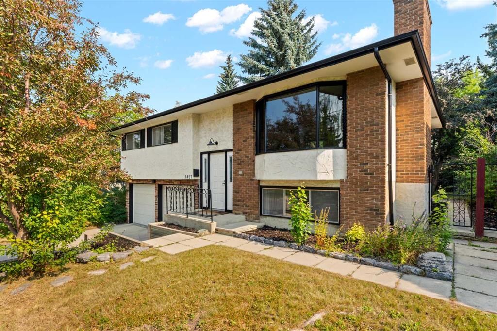 5467 Dalrymple Crescent NW, Calgary — main listing photo