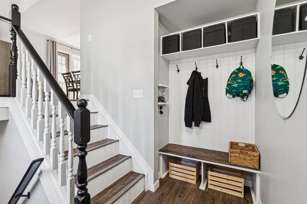 19 Covington Close NE, Calgary — photo 3 of 40