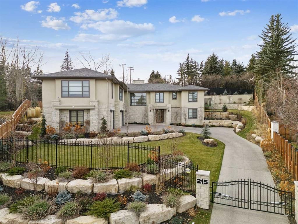 215 Patton Court SW, Calgary — main listing photo