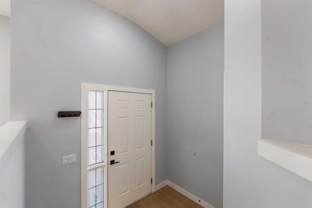 102 Martin Crossing Grove NE, Calgary — photo 5 of 35