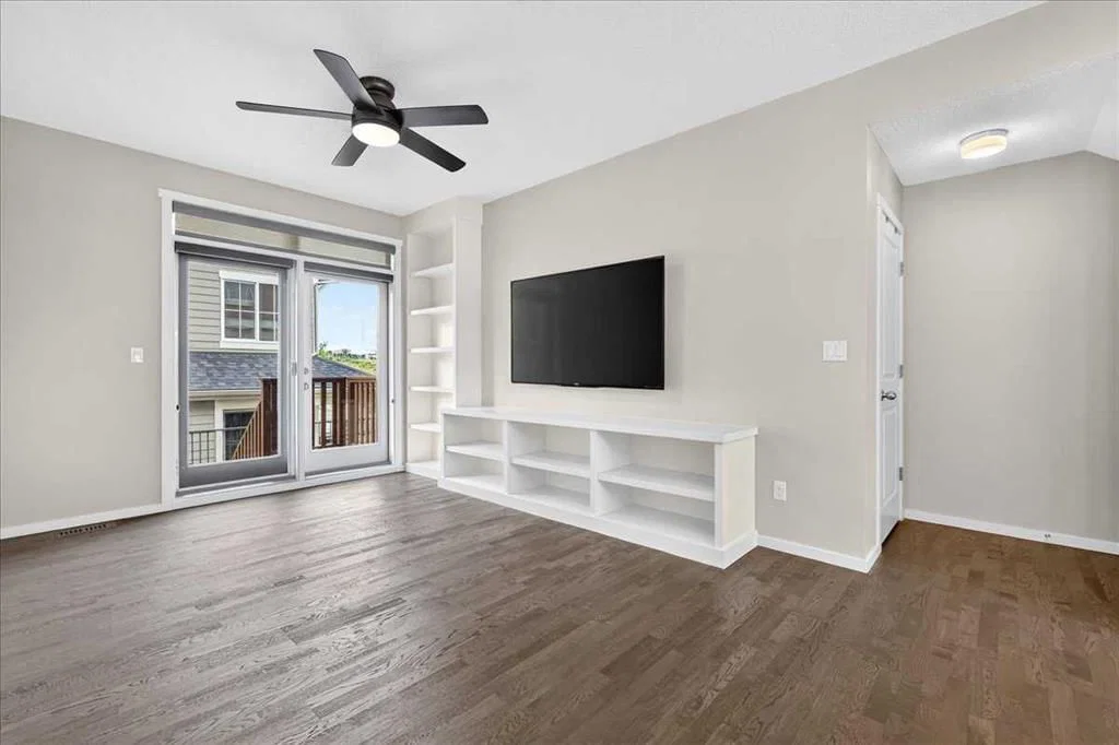 77 Kinlea Way NW, Calgary — photo 3 of 41