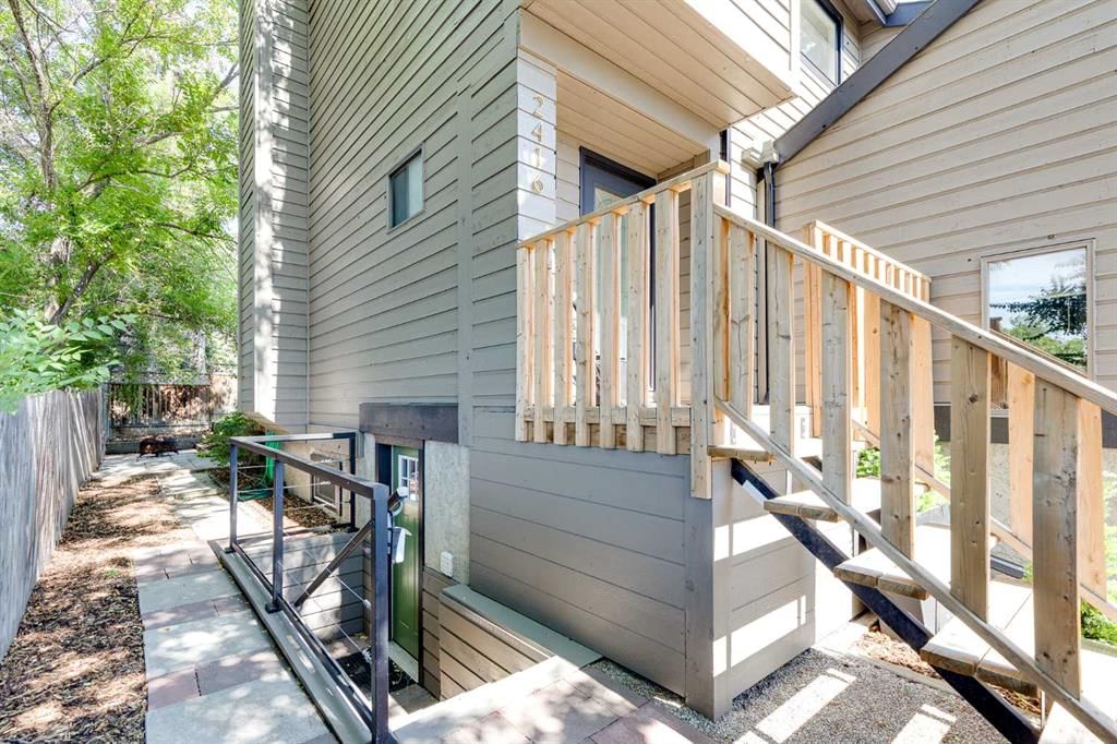 2416 14 Avenue NW, Calgary — photo 3 of 50