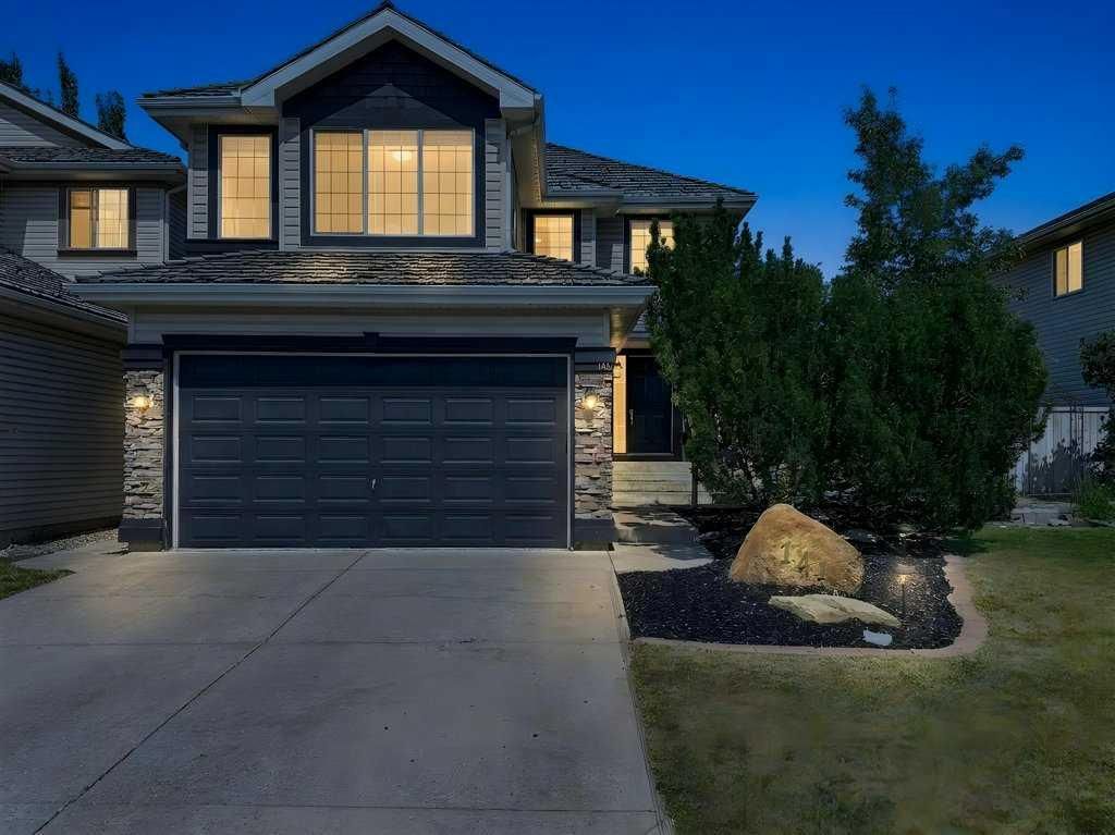 141 Douglas Glen Manor SE, Calgary — photo 2 of 50