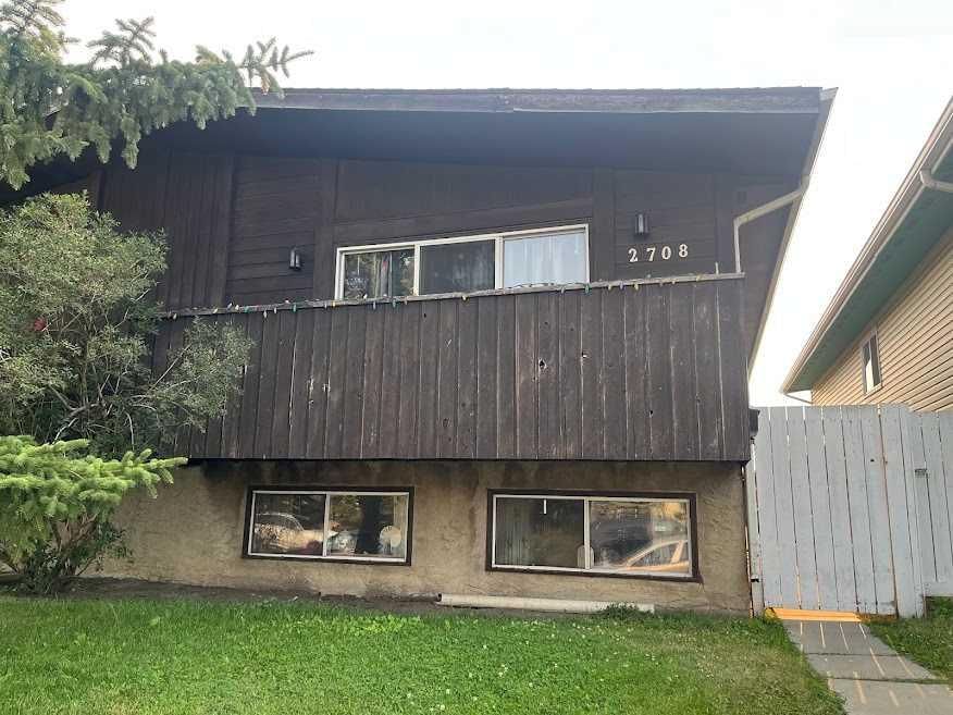 2708 46 Street SE, Calgary — main listing photo
