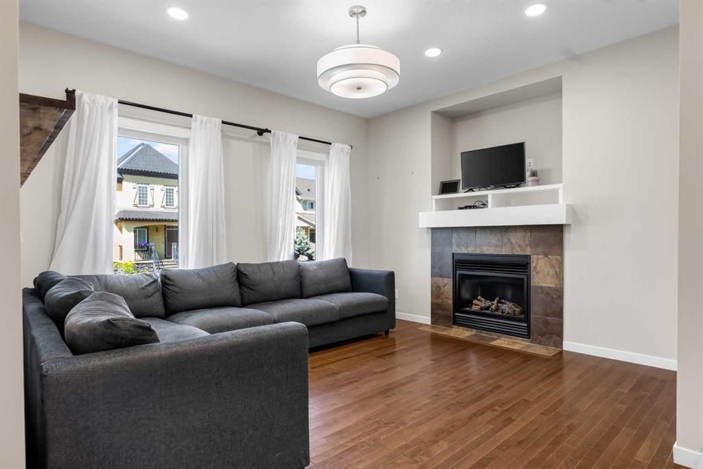 213 Mahogany Heights SE, Calgary — photo 5 of 50
